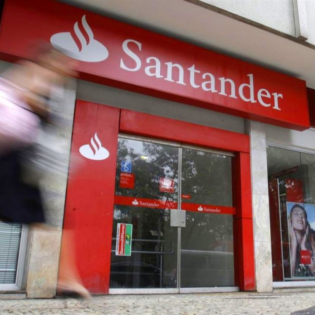 Banco Santander presenta su oferta final del ERE: prejubilaciones con el 75% del salario Banco Santander presenta su oferta final del ERE: prejubilaciones con el 75% del salario