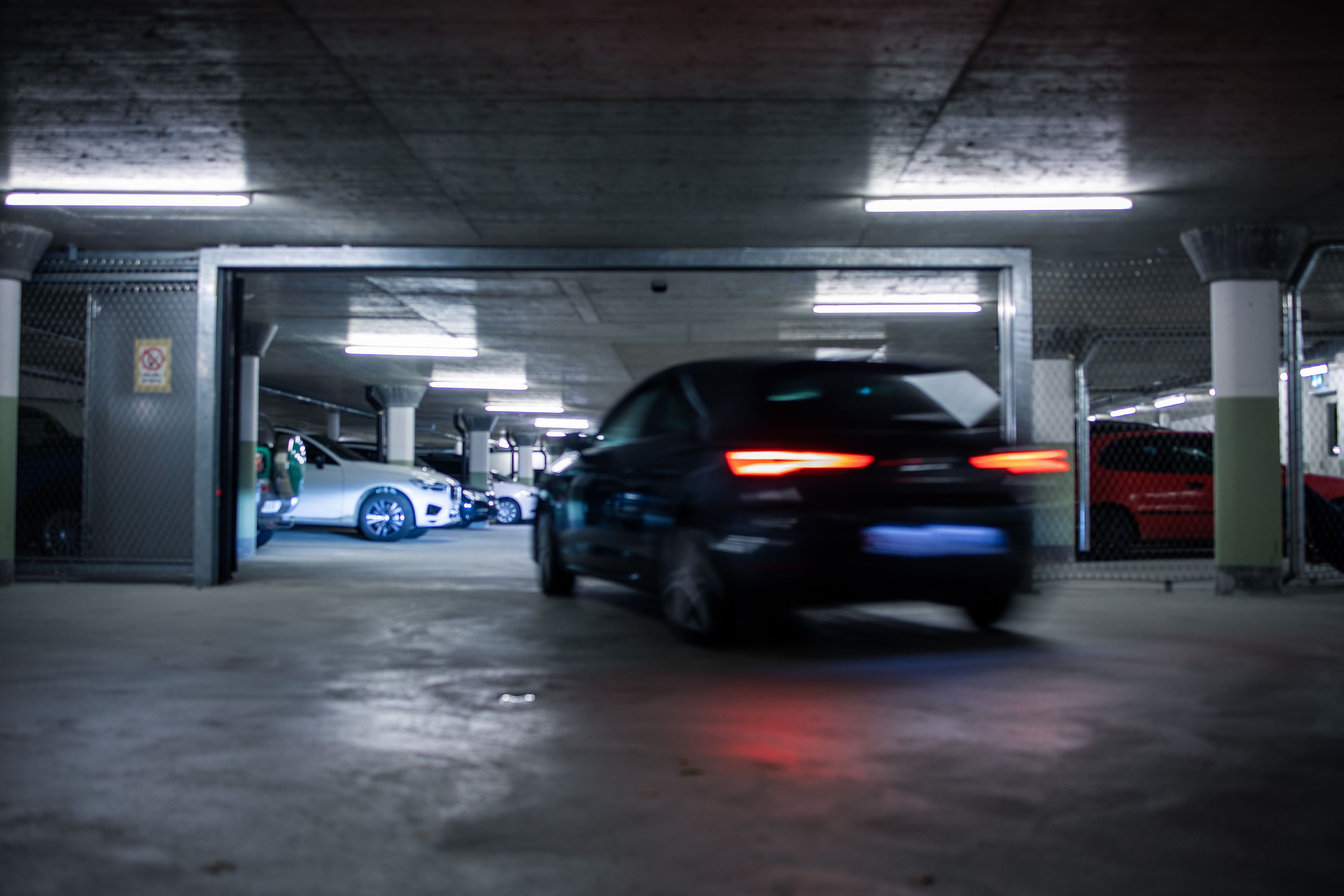 ¿Qué puedes hacer si un vecino ocupa tu plaza de garaje? Un administrador de fincas lo aclara