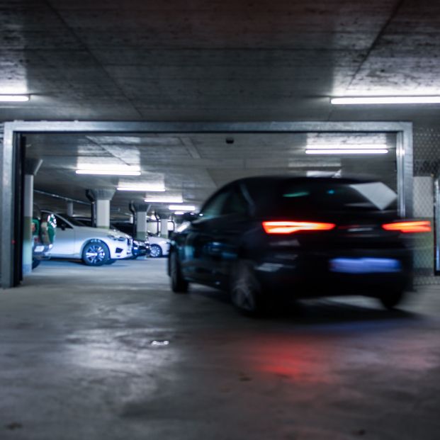 ¿Cuánto cuesta alquilar un garaje? El precio cae un 6,8%