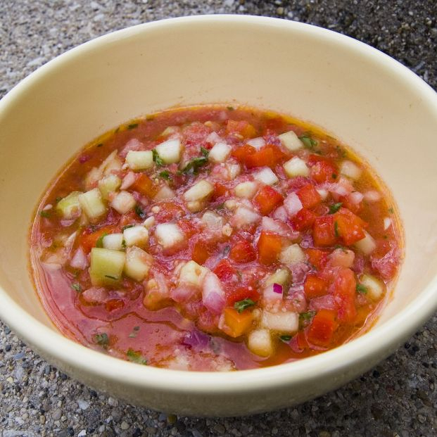 Cómo hacer pipirrana, la receta más fresca del verano. Foto: Wikimedia Cómo hacer pipirrana, la receta más fresca del verano. Foto: Wikimedia