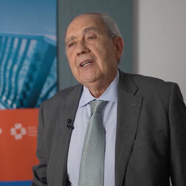 Carlos San Juan, impulsor de ‘Soy mayor, no idiota’, en el V Encuentro de Economía Senior Carlos San Juan, impulsor de ‘Soy mayor, no idiota’, en el V Encuentro de Economía Senior