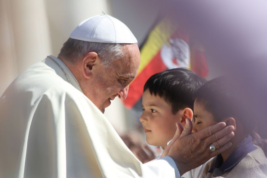 Según el Papa, el mito de la juventud nos impide ver la belleza de ser mayores Según el Papa, el mito de la juventud nos impide ver la belleza de ser mayores