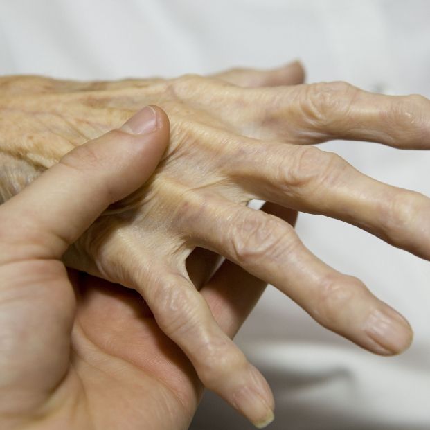 Trato cariñoso a persona mayor Trato cariñoso a persona mayor