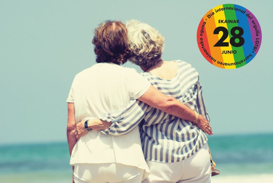 Navarra dedica el Orgullo 2022 a los mayores LGTBI+: "Fueron valientes cuando más difícil era"