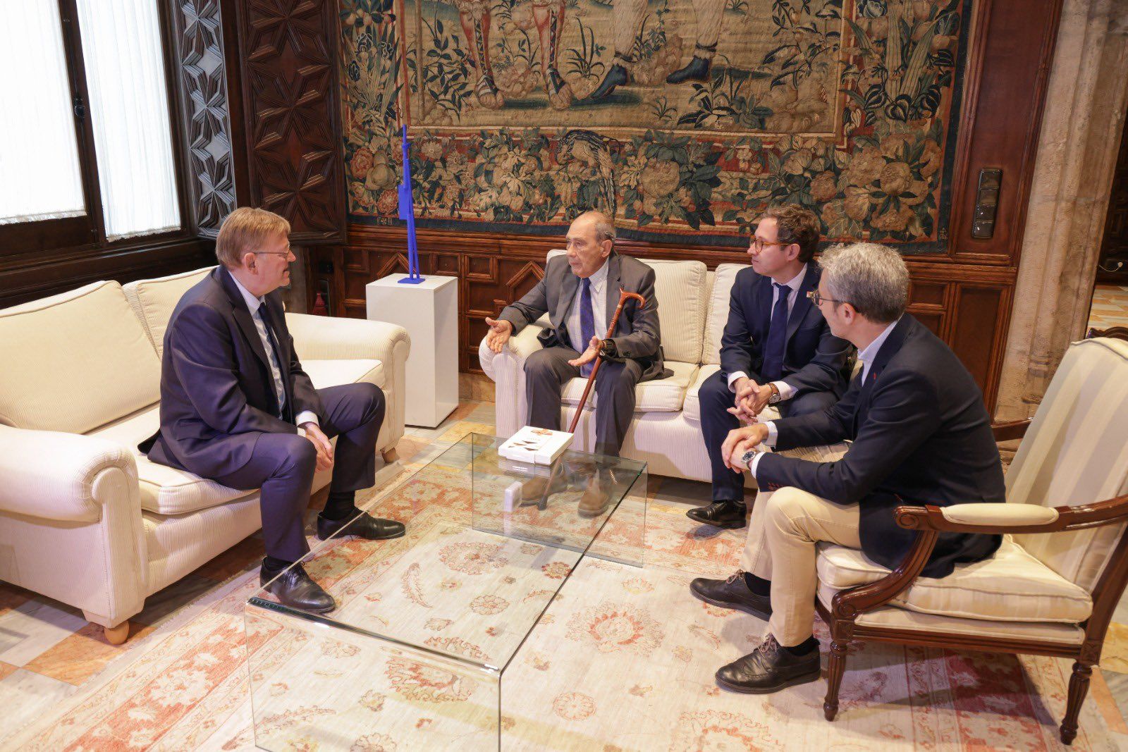 Carlos San Juan: "Los mayores éramos visibles cuando molestábamos y ahora hemos emergido con fuerza"