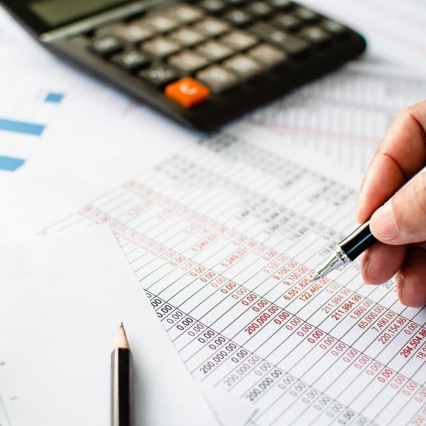 Nuevas cuotas de autónomos: ¿cuánto pagarán quienes ahora cotizan por la base máxima? Nuevas cuotas de autónomos: ¿cuánto pagarán quienes ahora cotizan por la base máxima?