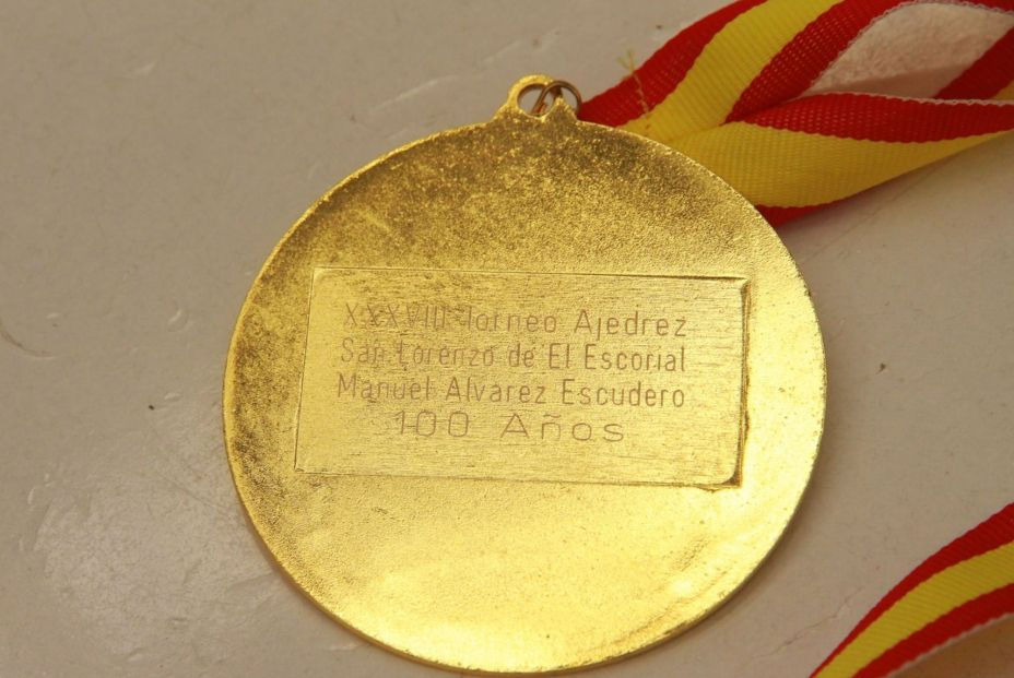 Manuel Álvarez, leyenda viva del ajedrez, sigue ganando premios a sus 100 años Manuel Álvarez, leyenda viva del ajedrez, sigue ganando premios a sus 100 años