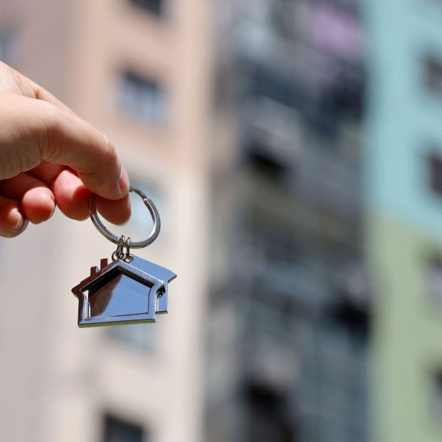 Matrimonio octogenario recibirá la ayuda de 'Desokupa' para recuperar su vivienda: "Están hundidos". Foto: Bigstock Matrimonio octogenario recibirá la ayuda de 'Desokupa' para recuperar su vivienda: "Están hundidos". Foto: Bigstock