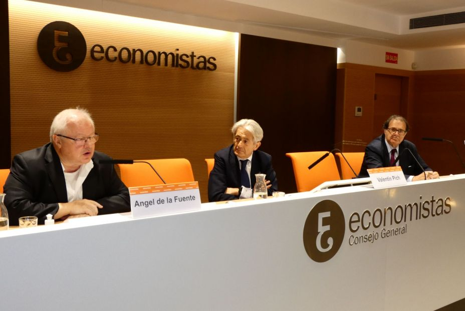 Economistas piden al Gobierno un pacto de rentas urgente que incluya a los pensionistas