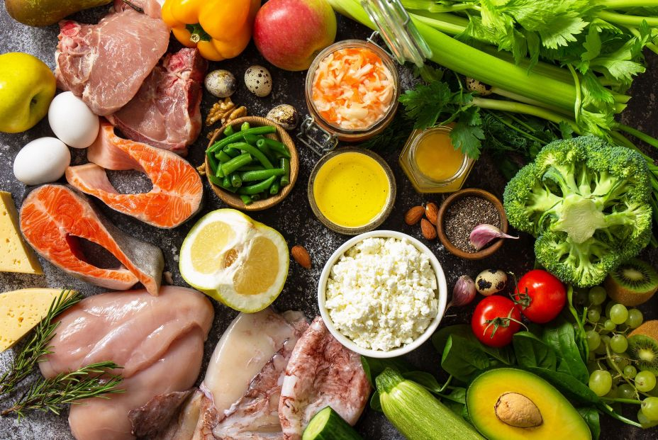 Descubren cómo la ingesta de proteínas animales puede reducir la mortalidad en adultos de 65 o más