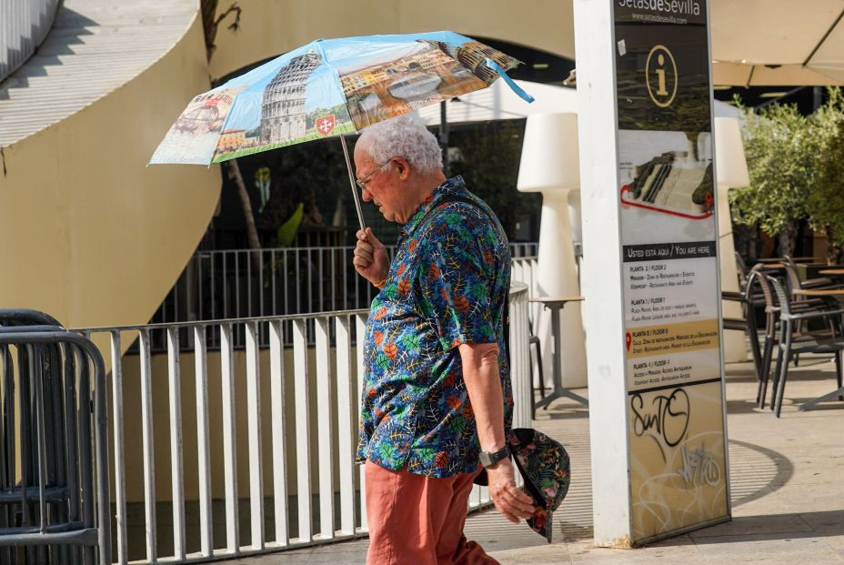 Piden habilitar "respiros climáticos" para proteger a los mayores frente a la ola de calor. Foto: Europa Press Piden habilitar "respiros climáticos" para proteger a los mayores frente a la ola de calor. Foto: Europa Press