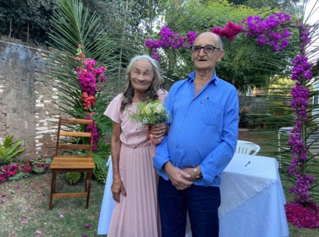 María y Sebastiao, la pareja de 78 y 92 años que acaba de casarse: "El amor no tiene edad"