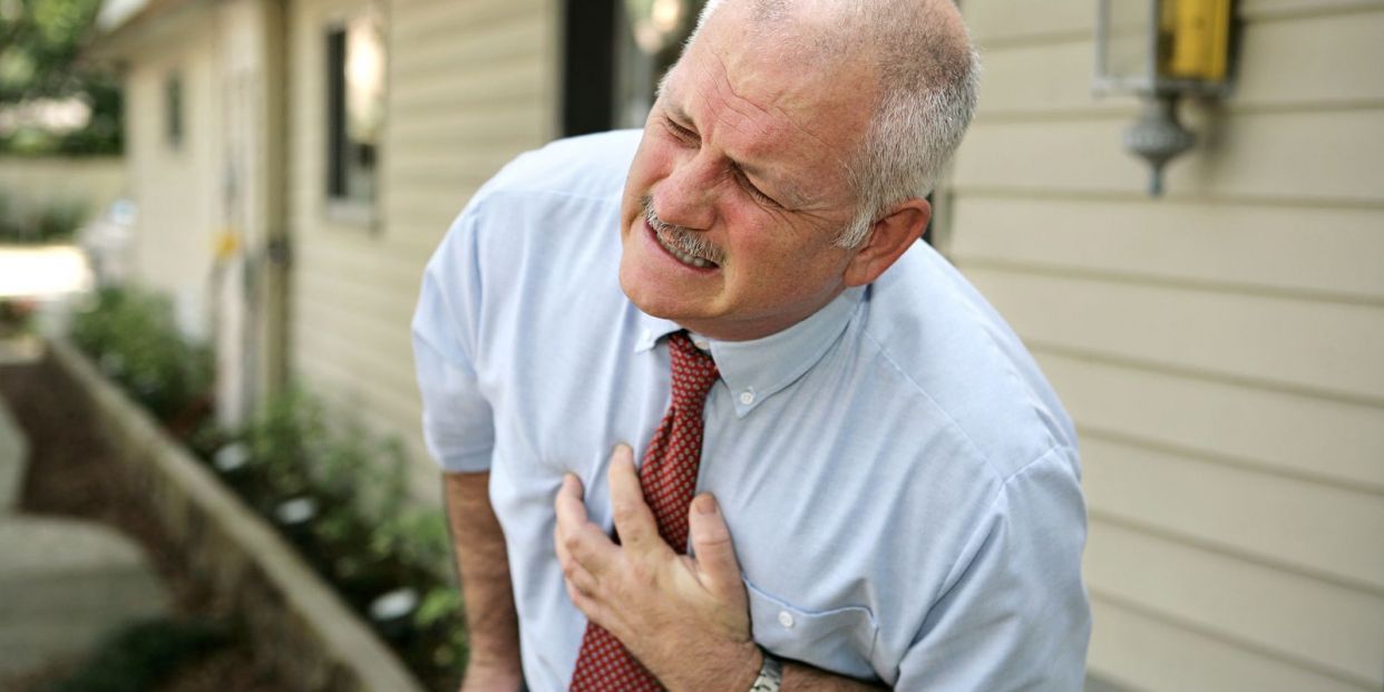 Angina de pecho o infarto de corazón Angina de pecho o infarto de corazón