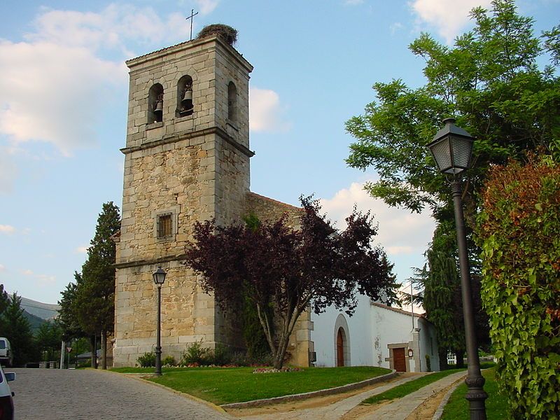 Iglesia de la Natividad de Nuestra Señora en Navacerrada. Foto Wikipedia Iglesia de la Natividad de Nuestra Señora en Navacerrada. Foto Wikipedia
