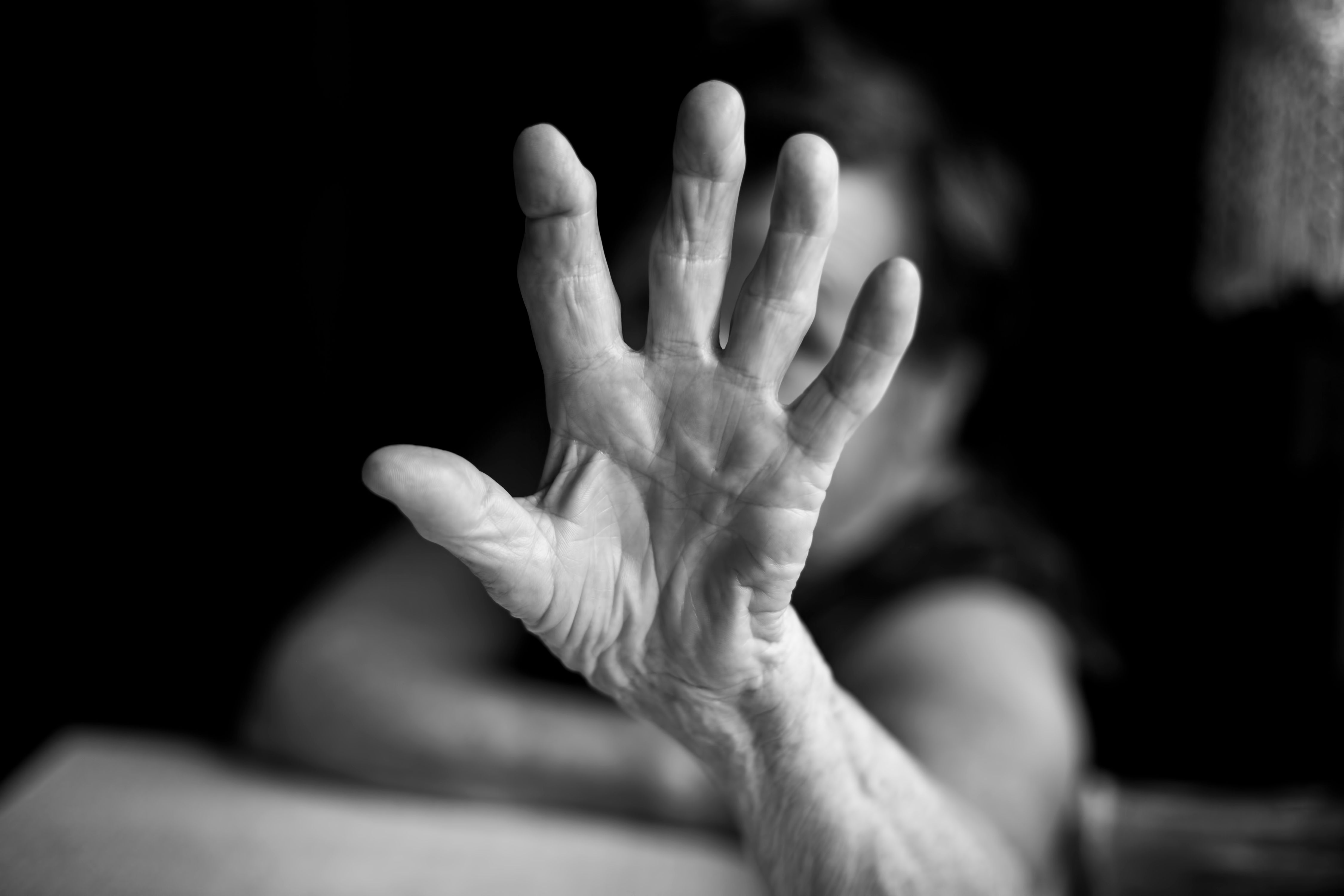 Las mujeres mayores de 60 años, víctimas de la mayoría de feminicidios fuera de la pareja