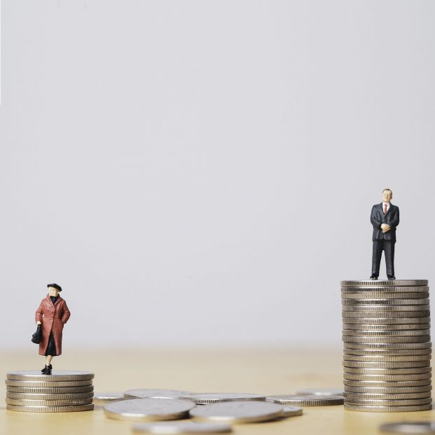 A más edad, más desigualdad de sueldos entre hombres y mujeres: la brecha se dispara en los sénior A más edad, más desigualdad de sueldos entre hombres y mujeres: la brecha se dispara en los sénior