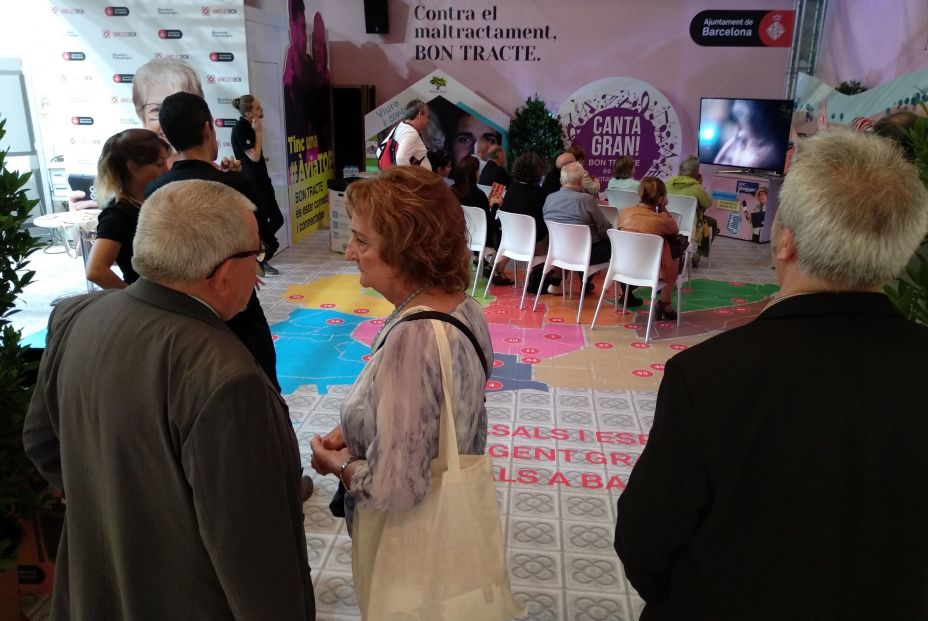 Una actividad del salón para las personas mayores FiraGran Una actividad del salón para las personas mayores FiraGran