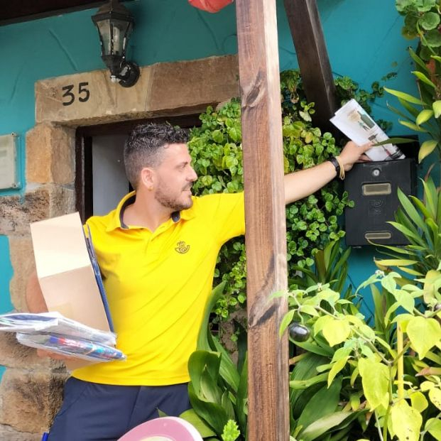 El cartero rural: pieza clave en la lucha contra la despoblación Foto: Correos El cartero rural: pieza clave en la lucha contra la despoblación Foto: Correos