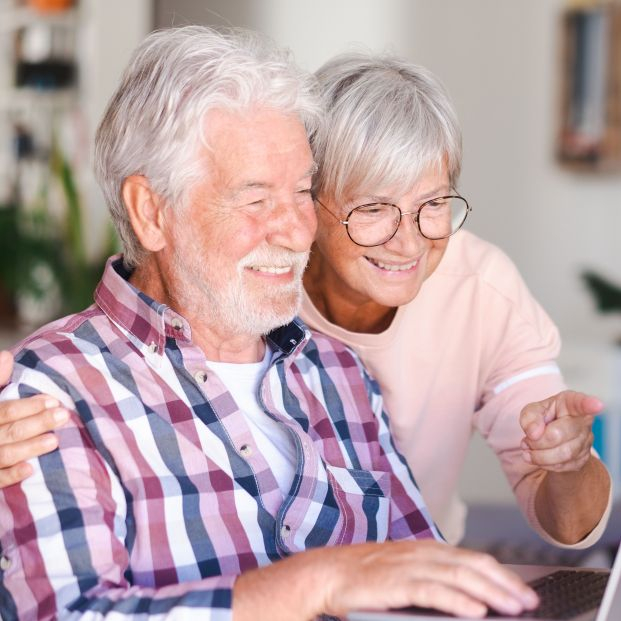 La Comisión Europea reconoce la excelencia de Asturias en la promoción del envejecimiento activo. Foto: Bigstock