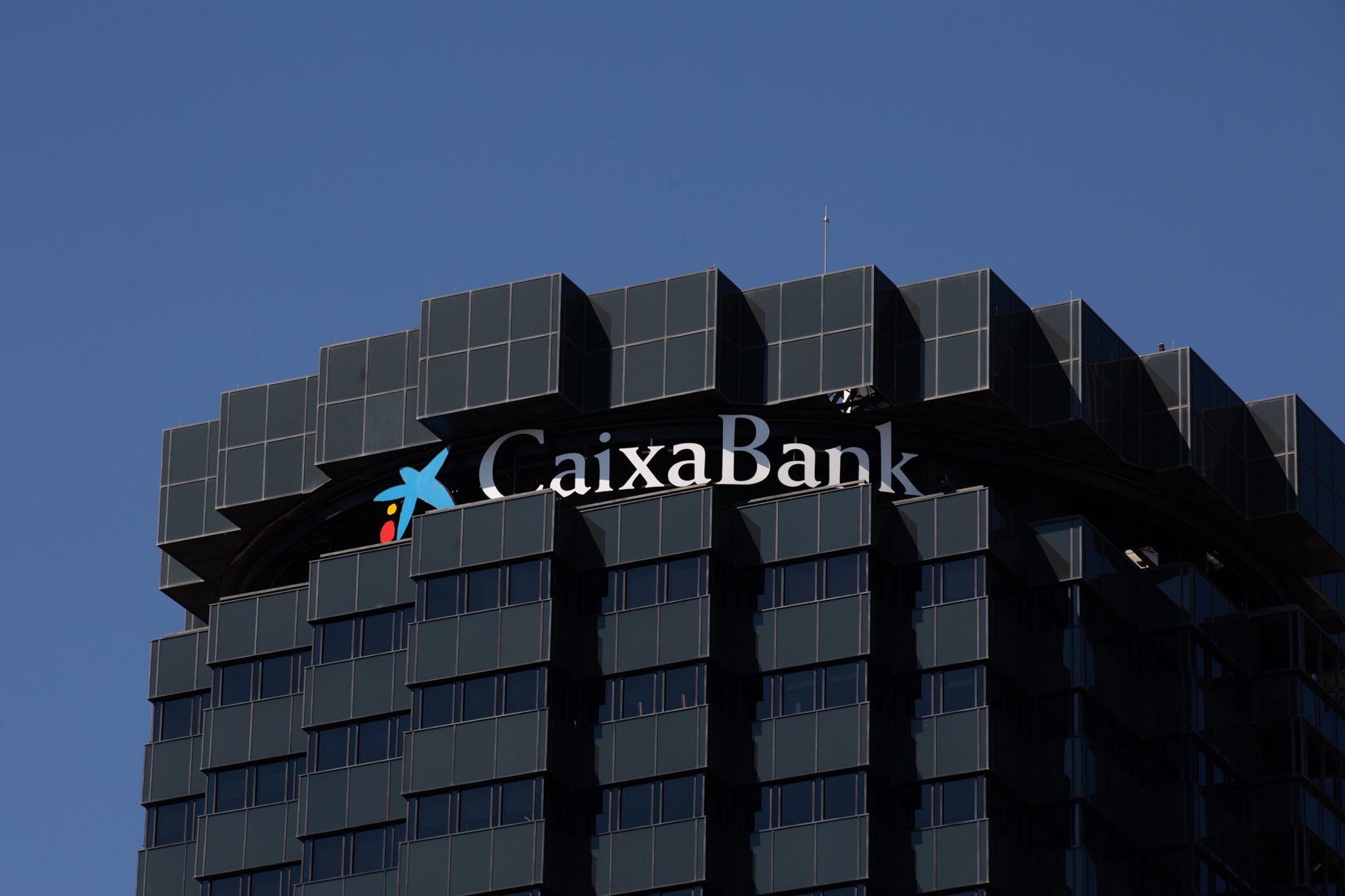 CaixaBank alerta de una nueva estafa a sus clientes