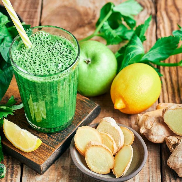 Smoothie o batido verde de manzana. Foto:bigstock