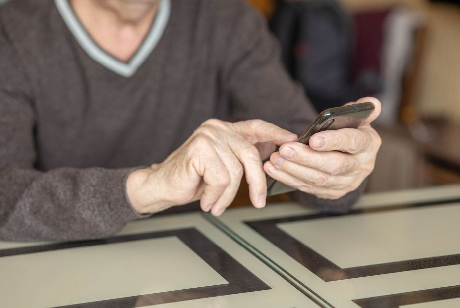 La Comunidad de Madrid actualiza la Tarjeta Sanitaria Virtual con un diseño más sencillo e intuitivo. Foto: Bigstock