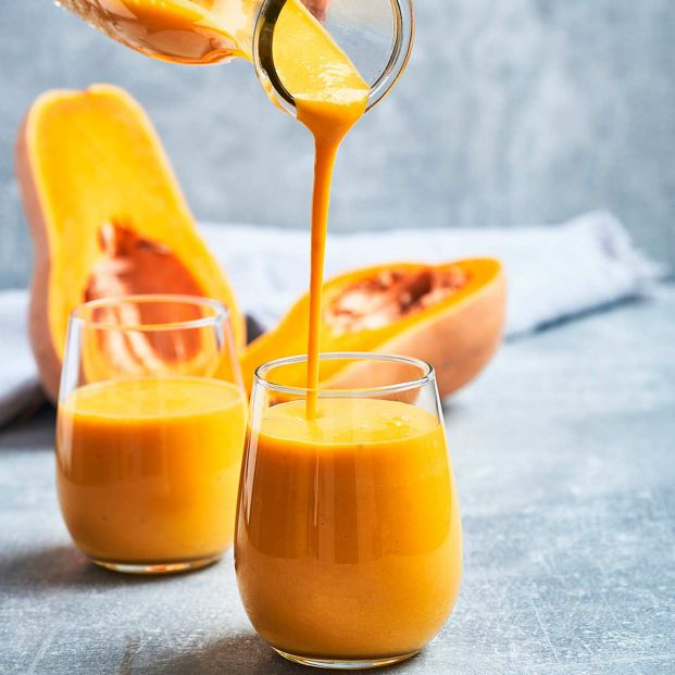 Smoothie de calabaza con manzana y jengibre. Foto: Bigstock Smoothie de calabaza con manzana y jengibre. Foto: Bigstock