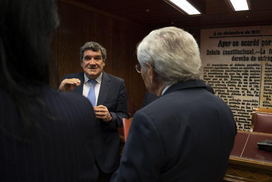 Los anuncios clave de Escrivá en el foro 65YMÁS: destope, jubilación parcial, subida de pensiones... Los anuncios clave de Escrivá en el foro 65YMÁS: destope, jubilación parcial, subida de pensiones...