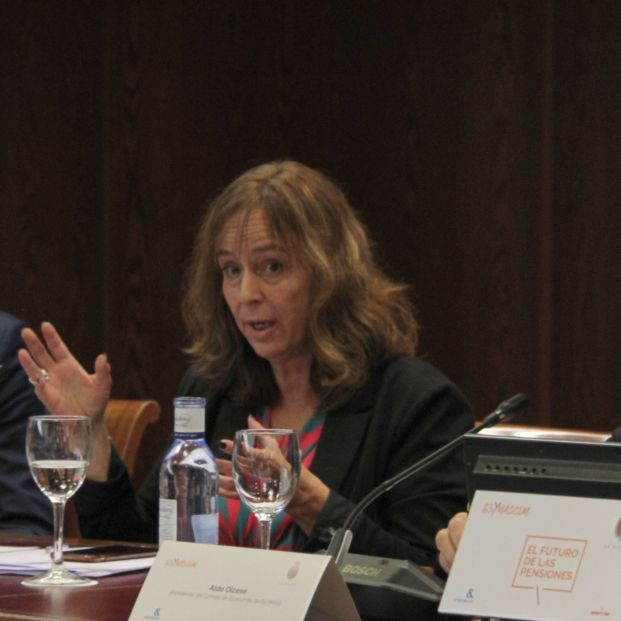 Olimpia del Águila en mesa debate Olimpia del Águila en mesa debate