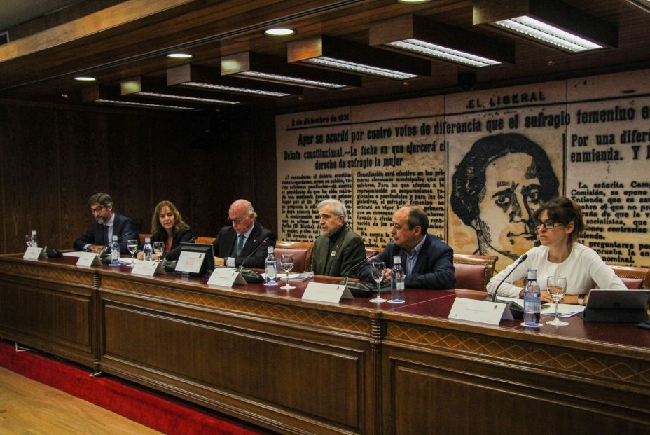 Mesa debate pensiones 65YMÁS