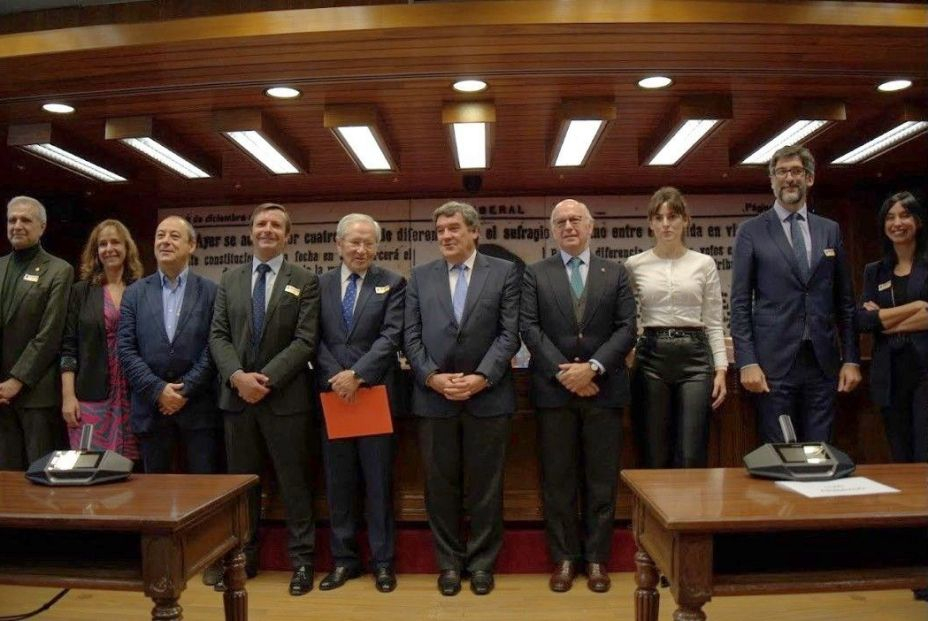 foto grupo jornada pensiones