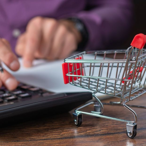 bigstock Man Calculates The Budget Sho 458176067 bigstock Man Calculates The Budget Sho 458176067