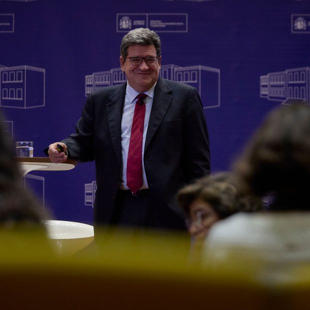 José Luis Escrivá José Luis Escrivá