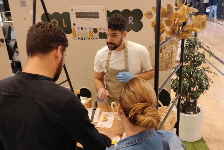 'OLIVESBAR' es la primera barra de aceites de oliva creado por un Centro Comercial en la Región de Murcia.Europa Press 