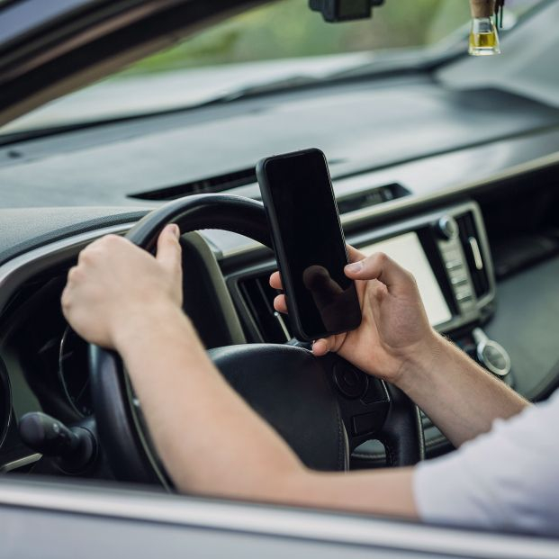 bigstock Casual Driver Guy Distracted B 466282101