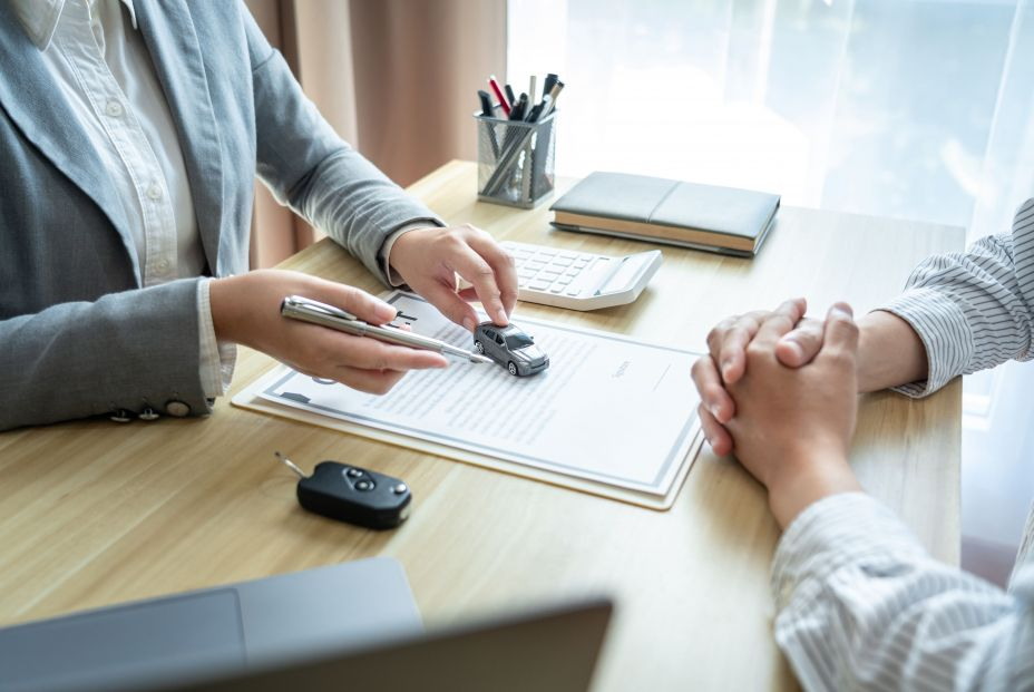 Cómo tramitar el cambio de propiedad de un coche por herencia, donación o divorcio Cómo tramitar el cambio de propiedad de un coche por herencia, donación o divorcio