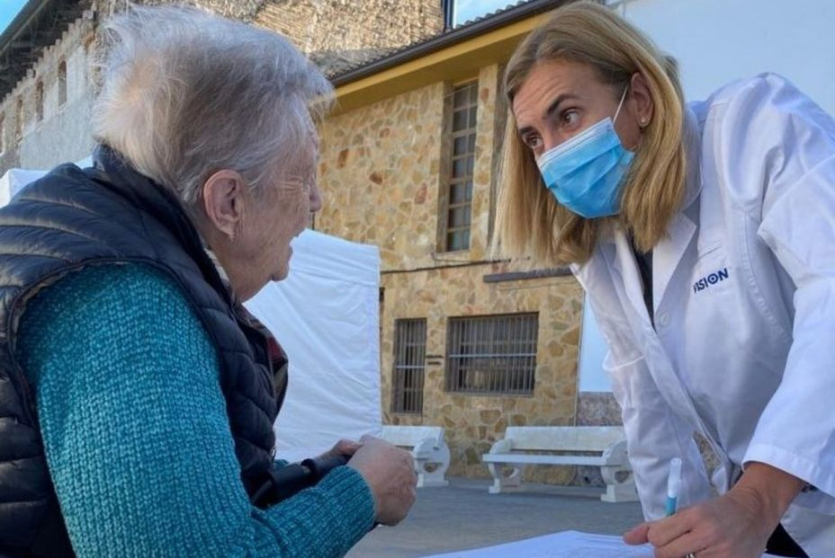 Farmacias contra la soledad no deseada: "Somos sensores esenciales para detectar problemas sociales"v Farmacias contra la soledad no deseada: "Somos sensores esenciales para detectar problemas sociales"v