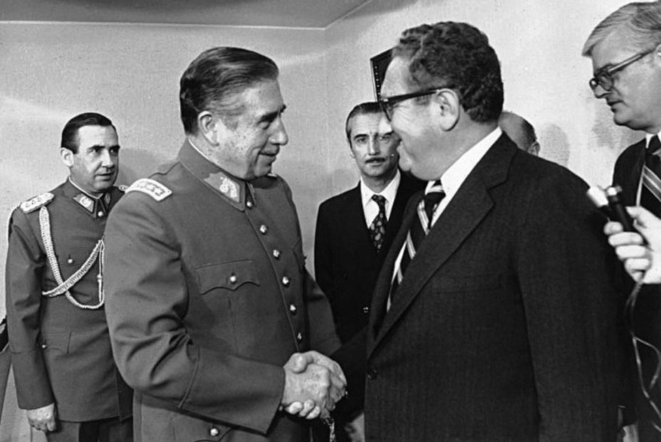 Kissinger y Pinlochet Kissinger y Pinlochet