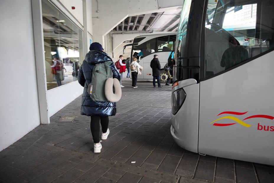 El Gobierno lanza un abono multiviaje de autobús: gratis, válido durante 2023 y en líneas estatales El Gobierno lanza un abono multiviaje de autobús: gratis, válido durante 2023 y en líneas estatales
