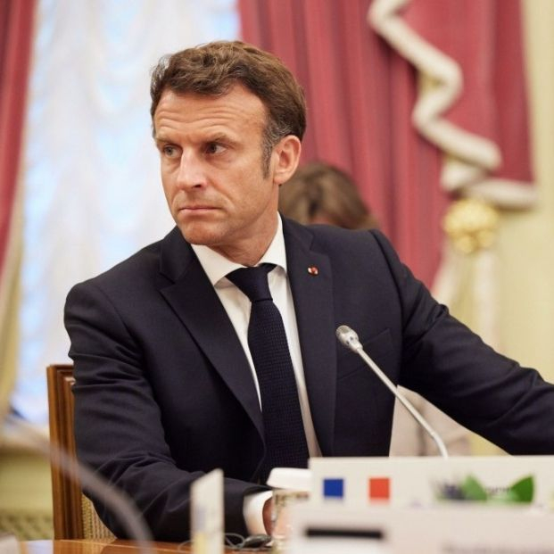 Macron se enfrenta a protestas tras retrasar la edad de jubilación en Francia a los 64 años