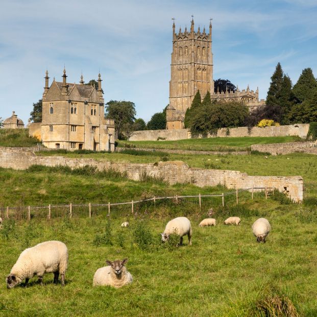 Viaje a encantadores pueblecitos de época en la campiña inglesa