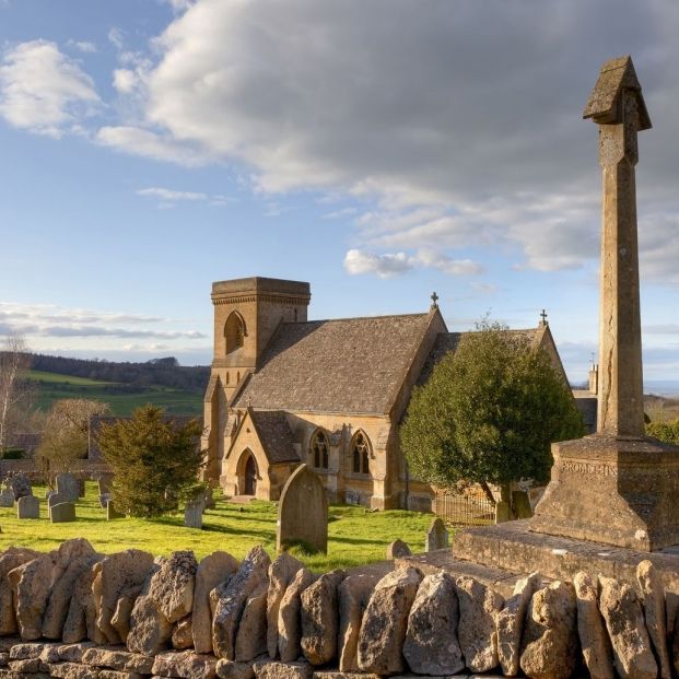 Viaje a encantadores pueblecitos de época en la campiña inglesa