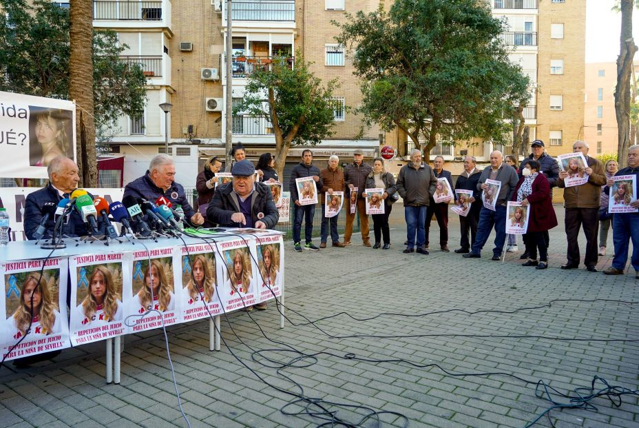 "Moriré buscando a mi nieta": el abuelo de Marta del Castillo avisa de una "mano negra". Foto: Europa Press "Moriré buscando a mi nieta": el abuelo de Marta del Castillo avisa de una "mano negra". Foto: Europa Press
