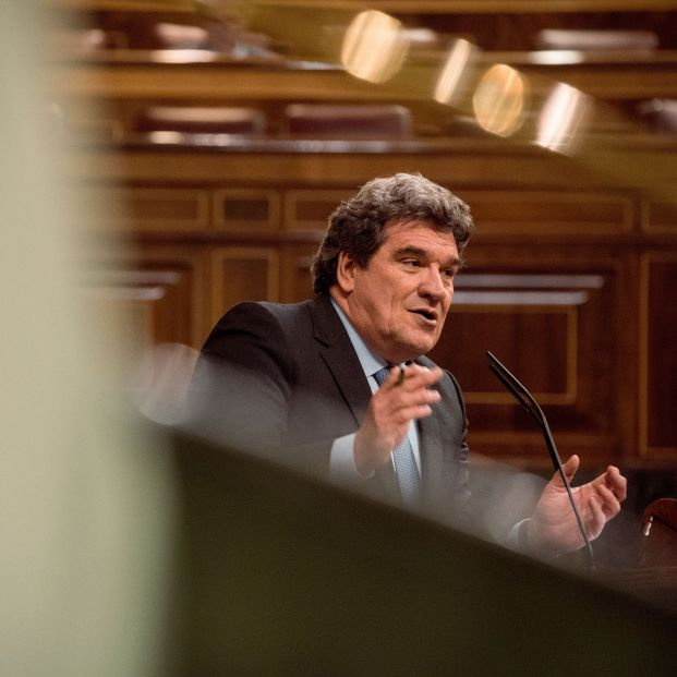 ¿Escrivá se sale con la suya? La jubilación anticipada cae mientras crecen la parcial y la demorada