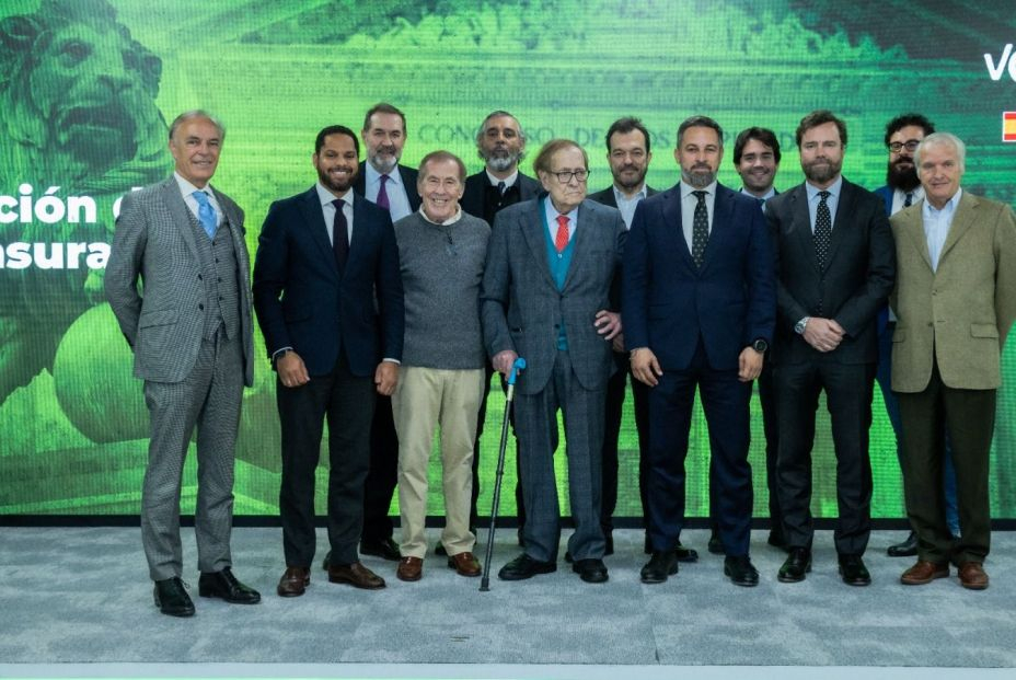 Vox registrará el lunes 27 de febrero la moción de censura con Ramón Tamames como candidato Vox registrará el lunes 27 de febrero la moción de censura con Ramón Tamames como candidato