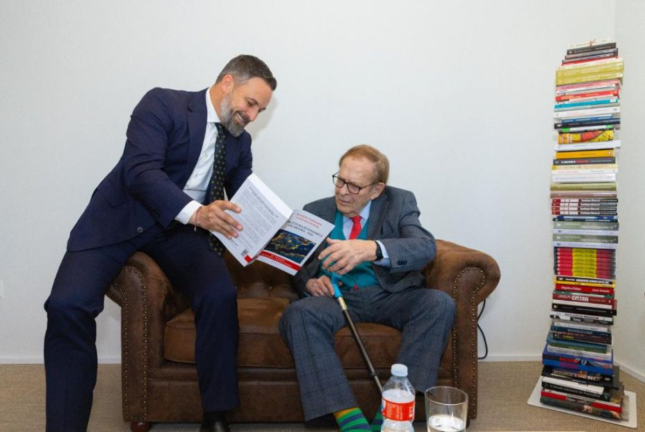 Vox registrará el próximo lunes la moción de censura con Ramón Tamames como candidato Vox registrará el próximo lunes la moción de censura con Ramón Tamames como candidato