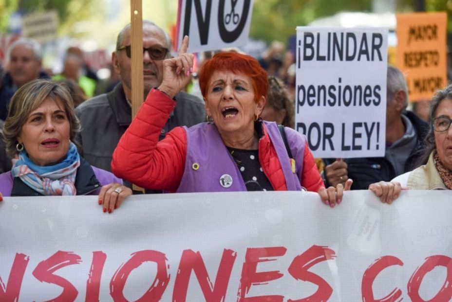 Todo lo que cambia en marzo: subida de tipos, crisis de Gobierno y ¿reforma de pensiones? Todo lo que cambia en marzo: subida de tipos, crisis de Gobierno y ¿reforma de pensiones?