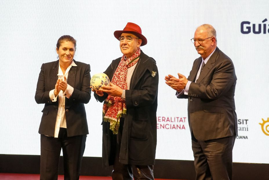 EuropaPress 5019526 chef abraham garcia restaurante viridiana recibe sol honor gala entrega