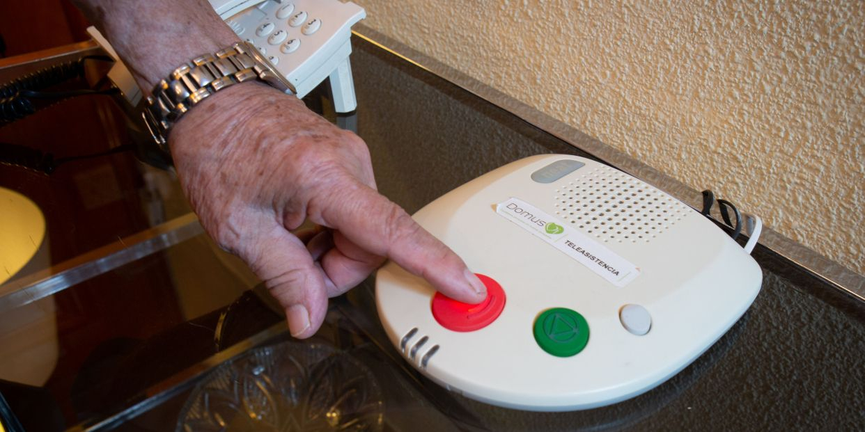 DomusVi transforma la profesionalización de los servicios domiciliarios DomusVi transforma la profesionalización de los servicios domiciliarios