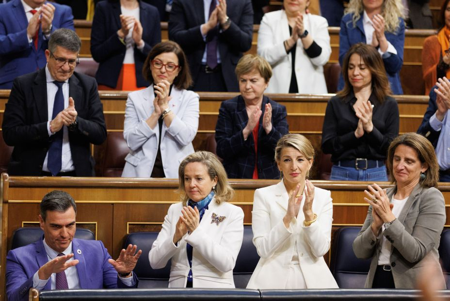 De Alfonso Guerra a Blas Piñar: las perlas de Tamames y Sánchez en la moción de censura De Alfonso Guerra a Blas Piñar: las perlas de Tamames y Sánchez en la moción de censura